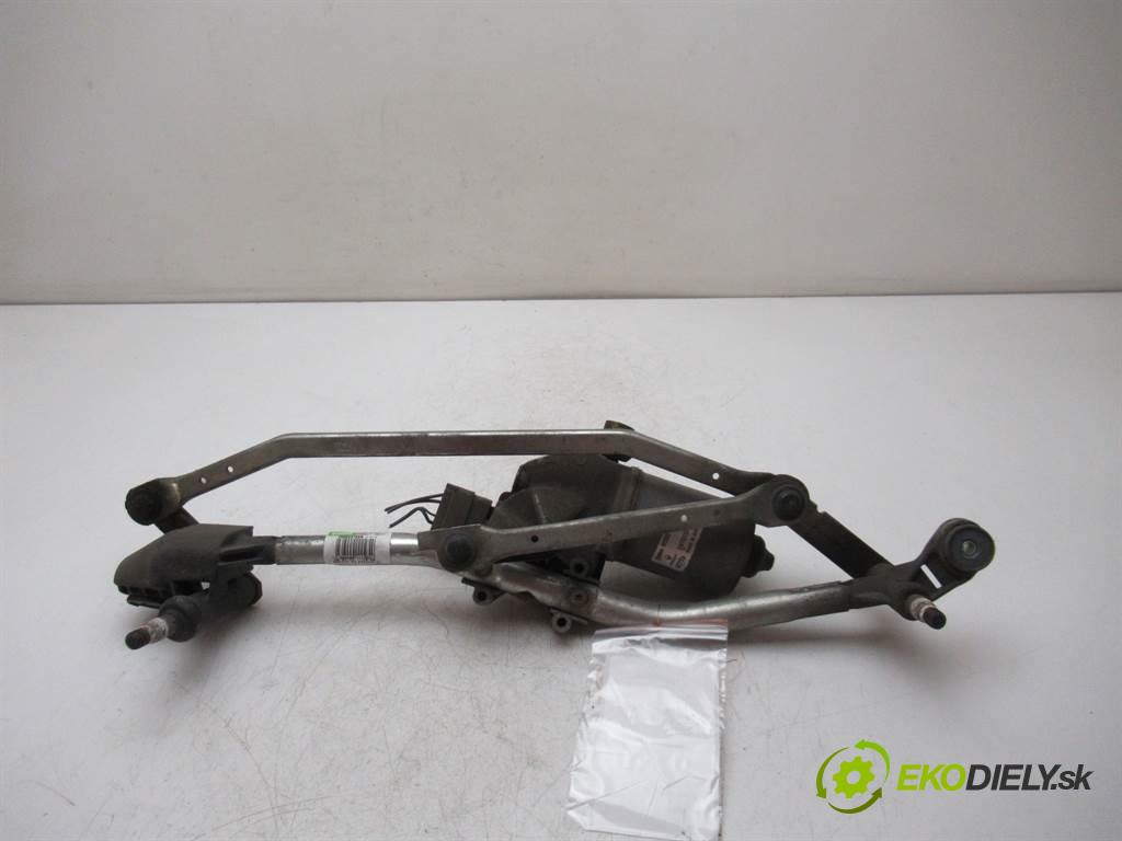 Renault Laguna III  2012 96 kW LIFT KOMBI 5D 2.0DCI 150KM 07-15 2000 Mechanizmus stieračov predný 288003799R (Motorčeky stieračov predné)