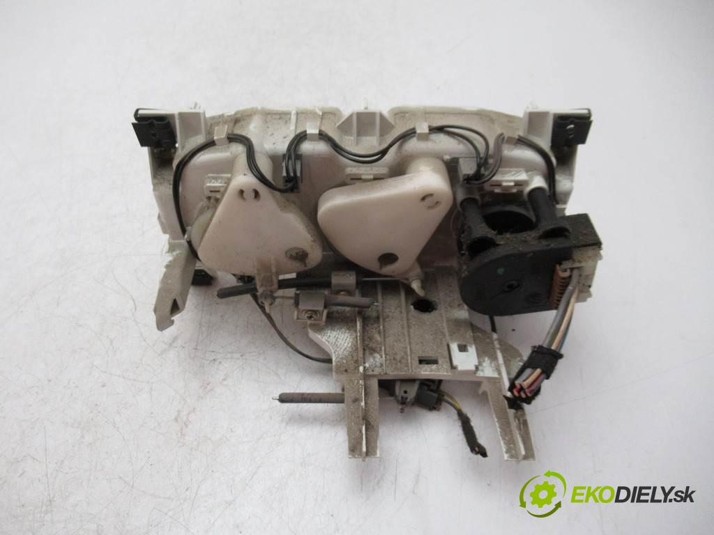 Fiat Ducato II    LIFT 2.8JTD 128KM 02-06  Panel ovládania kúrenia  (Prepínače, spínače, tlačidlá a ovládače kúrenia)