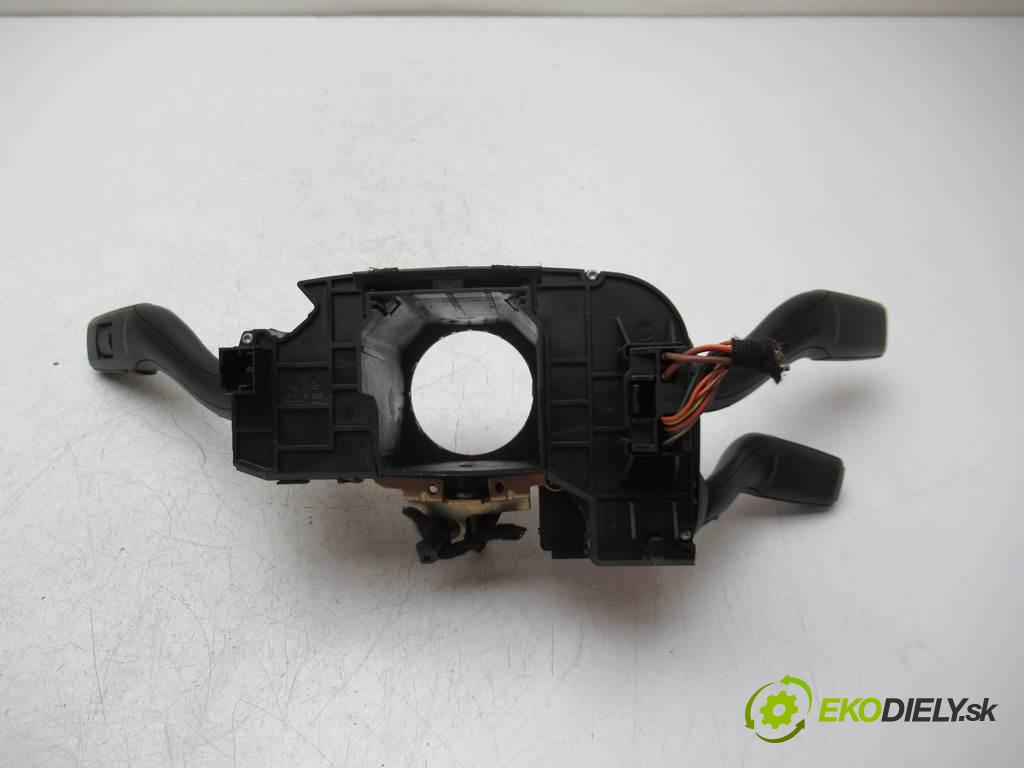 Audi A4 B7  2005 103 kW KOMBI 5D 2.0TDI 140KM 04-08 2000 Prepínač kombinovaný 8E0953549Q (Prepínače, spínače, tlačidlá a ovládače kúrenia)