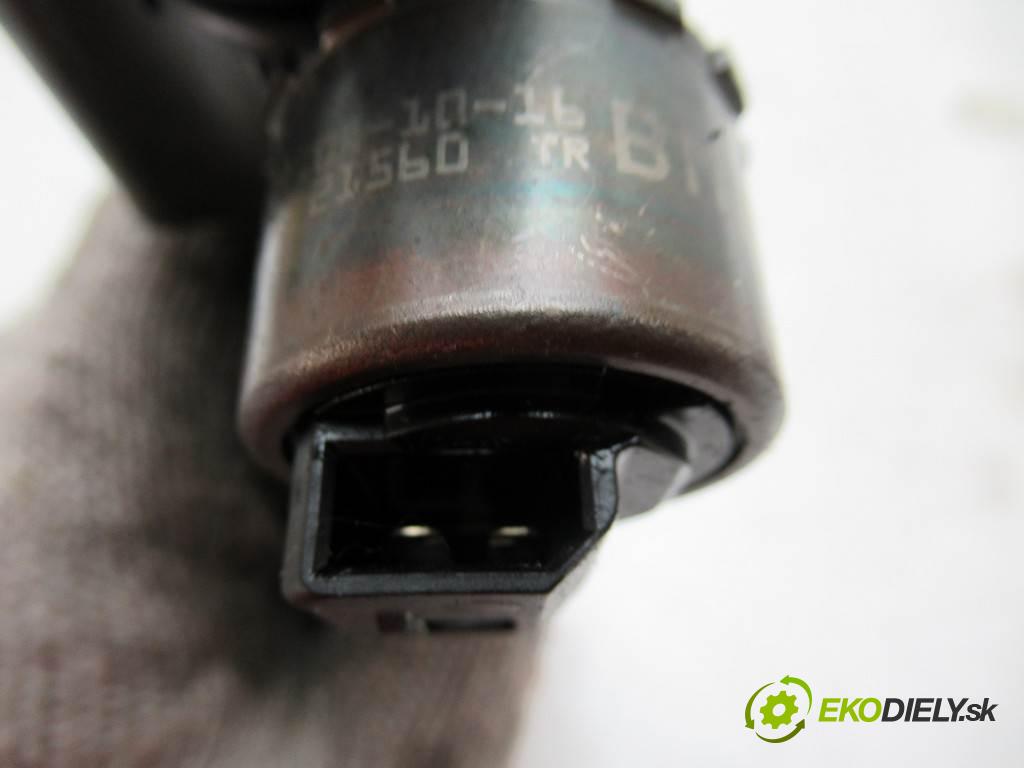 Audi A4 B7  2005 103 kW KOMBI 5D 2.0TDI 140KM 04-08 2000 vstrekovače 03G130073G 0414720404 (Vstrekovače)