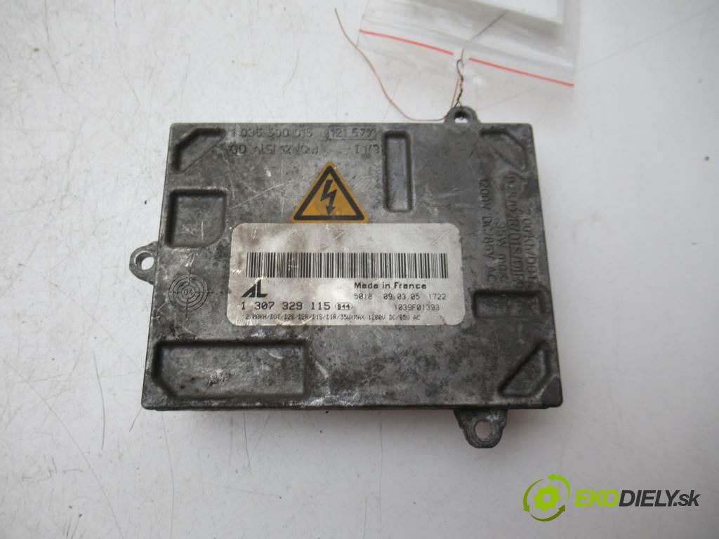 Audi A4 B7    KOMBI 5D 2.0TDI 140KM 04-08  měnič XENON 1307329115 (Měniče)