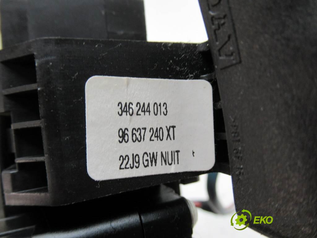 Peugeot 207  2009 88 kW HATCHBACK 5D 1.6B 120KM 06-12 1600 Prepínač kombinovaný 96661296XT (Prepínače, spínače, tlačidlá a ovládače kúrenia)