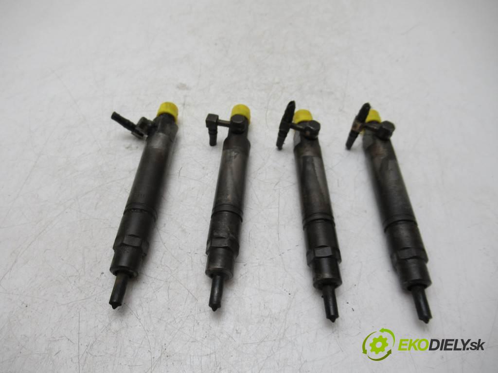 Renault Master II    LIFT 2.5 DCI 115KM 03-10  Vstrekovacie ventily 0432193757 (Vstrekovacie ventily)