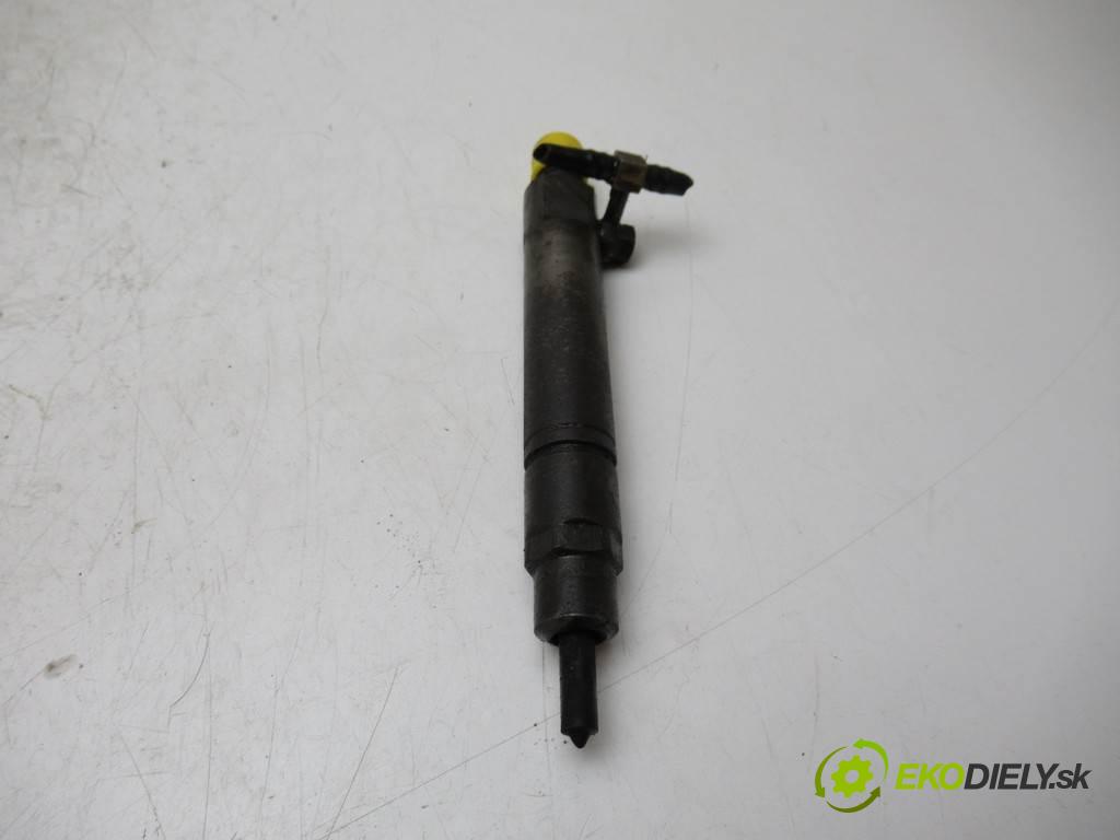 Renault Master II    LIFT 2.5 DCI 115KM 03-10  Vstrekovacie ventily 0432193757 (Vstrekovacie ventily)