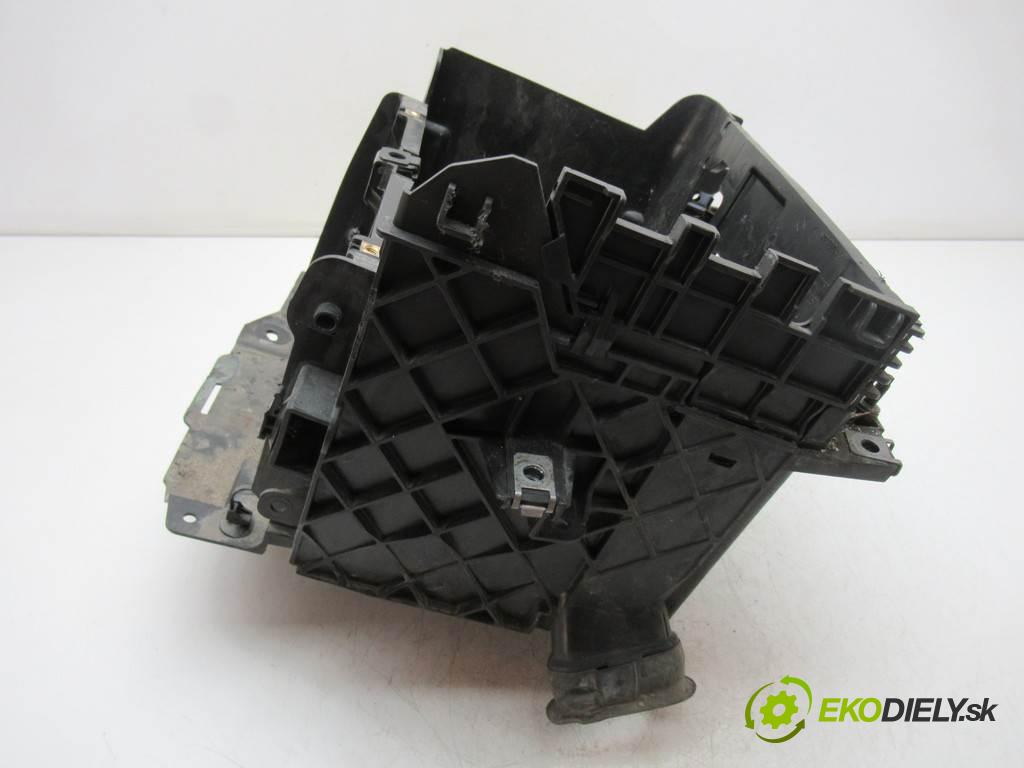 Renault Scenic III    1.6DCI 130KM 07-15  obal akumulátora 244310005R