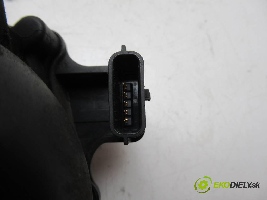 Renault Scenic III    1.6DCI 130KM 07-15  škrtíci klapka A2C53350932 (Škrticí klapky)