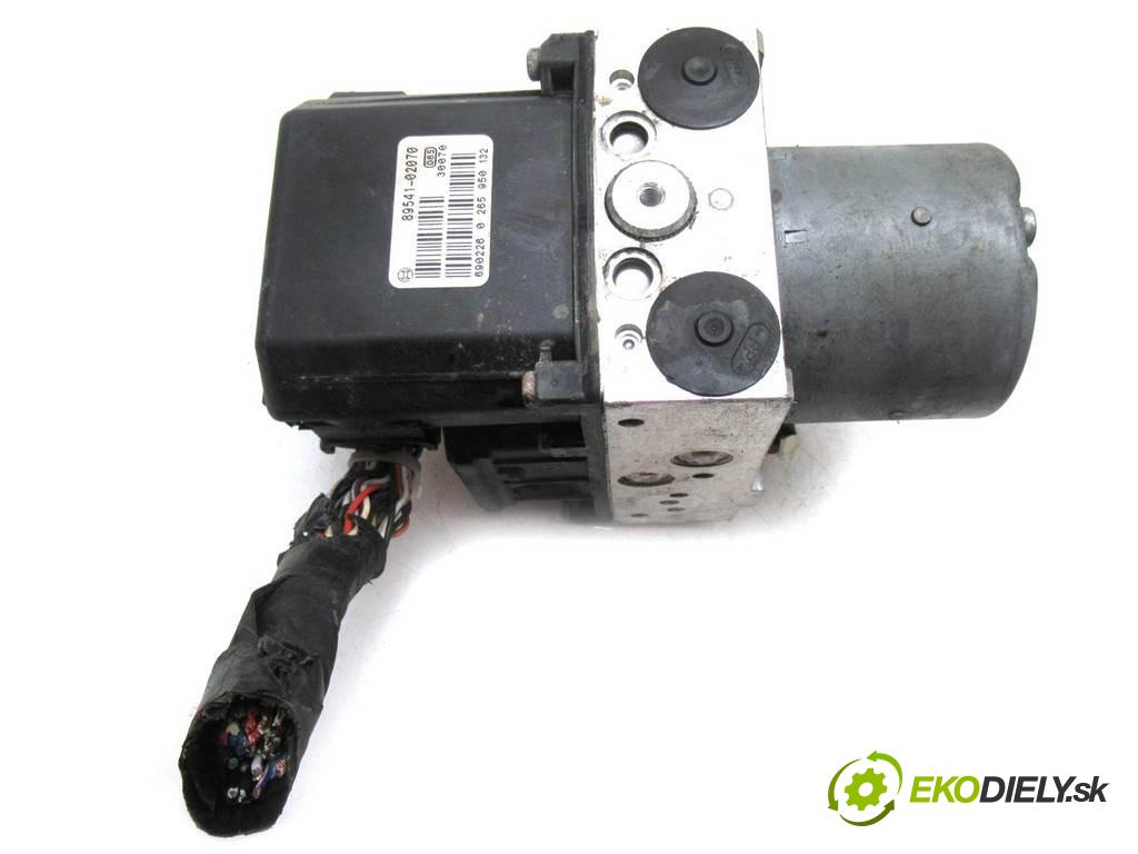 Toyota Corolla E12  2006 81kw HATCHBACK 5D 1.6B 110KM 02-07 1600 Pumpa ABS 44540-02030 (Pumpy ABS)