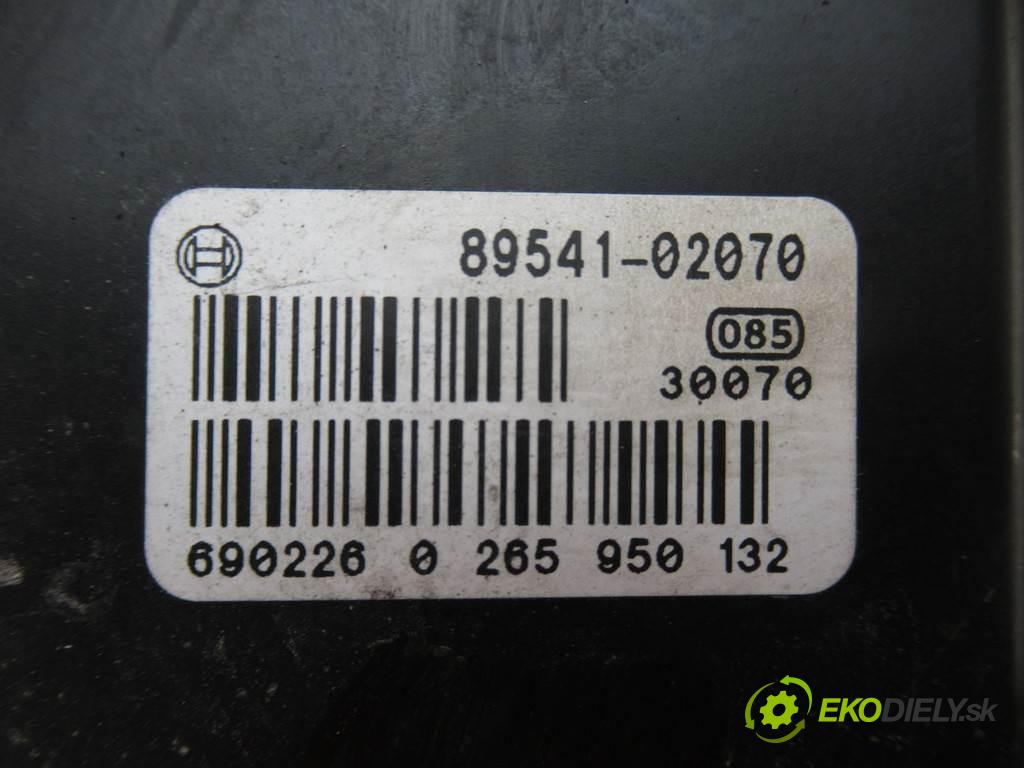 Toyota Corolla E12  2006 81kw HATCHBACK 5D 1.6B 110KM 02-07 1600 Pumpa ABS 44540-02030 (Pumpy ABS)