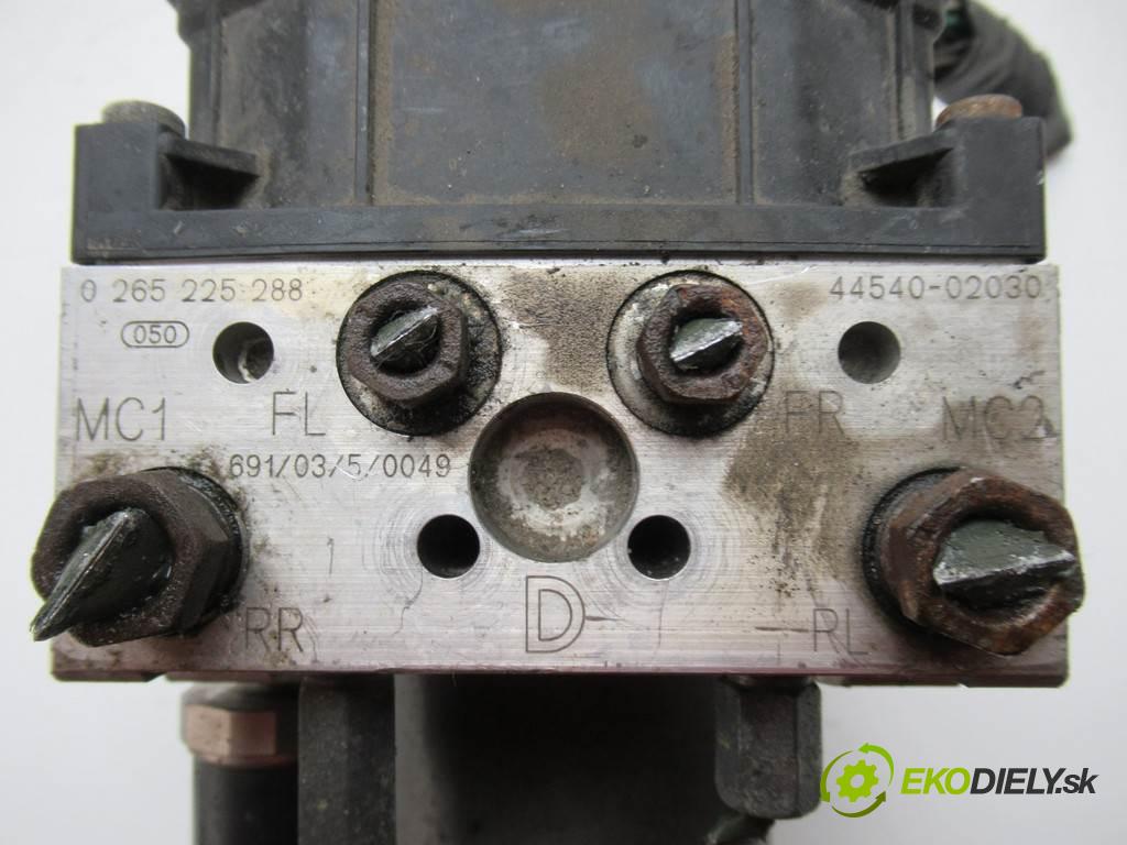 Toyota Corolla E12  2006 81kw HATCHBACK 5D 1.6B 110KM 02-07 1600 Pumpa ABS 44540-02030 (Pumpy ABS)