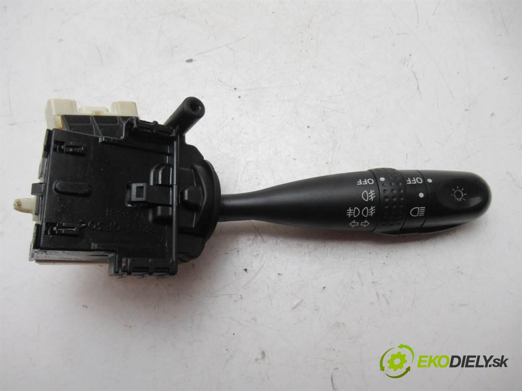 Toyota Corolla E12  2006 81kw HATCHBACK 5D 1.6B 110KM 02-07 1600 Prepínač smeroviek  (Prepínače, spínače, tlačidlá a ovládače kúrenia)