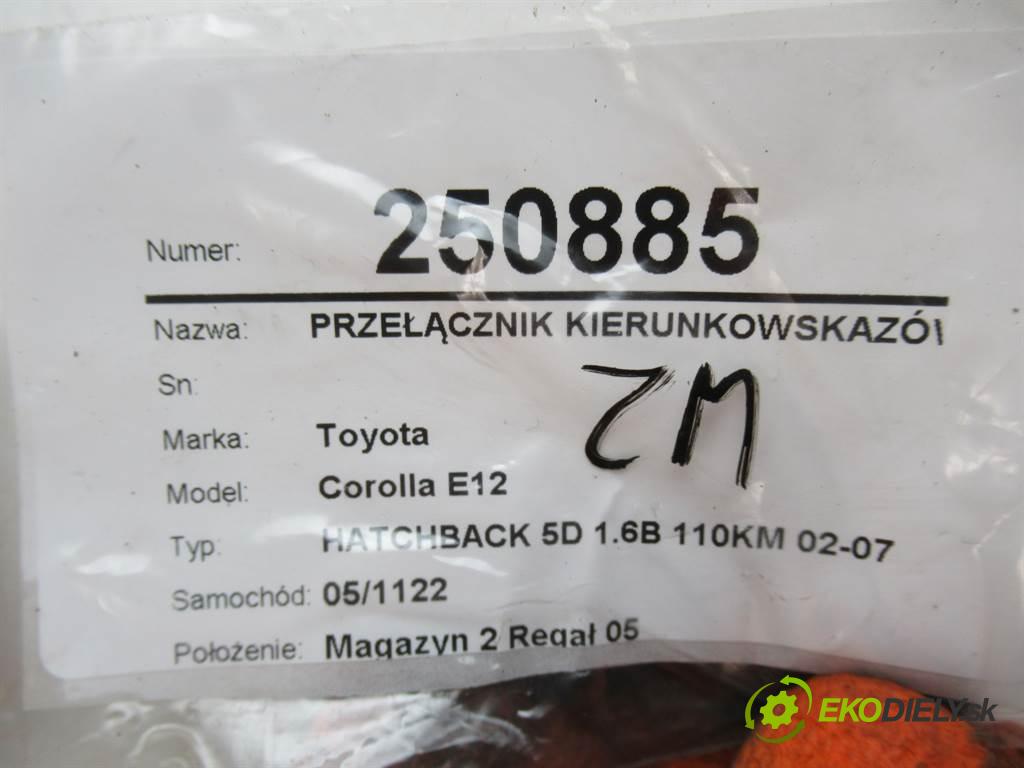 Toyota Corolla E12  2006 81kw HATCHBACK 5D 1.6B 110KM 02-07 1600 Prepínač smeroviek  (Prepínače, spínače, tlačidlá a ovládače kúrenia)
