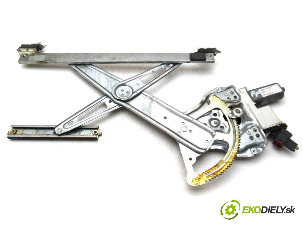 Toyota Corolla E12  2005 71 kW HATCHBACK 5D 1.4VVTI 97KM 02-07 1400 mechanismus okna přední část pravý 69810-02130