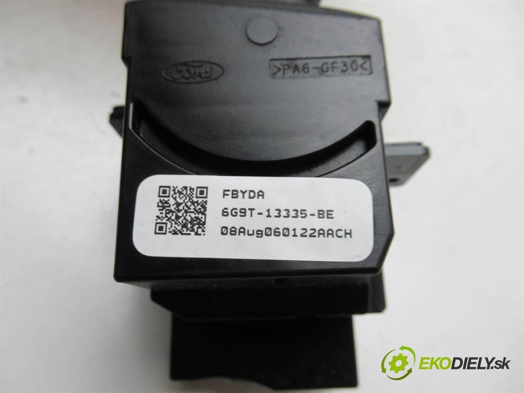 Ford Mondeo Mk4  2008 103 kW KOMBI 5D 2.0TDCI 140KM 07-10 2000 Prepínač smeroviek 6G9T-13335-BE (Prepínače, spínače, tlačidlá a ovládače kúrenia)