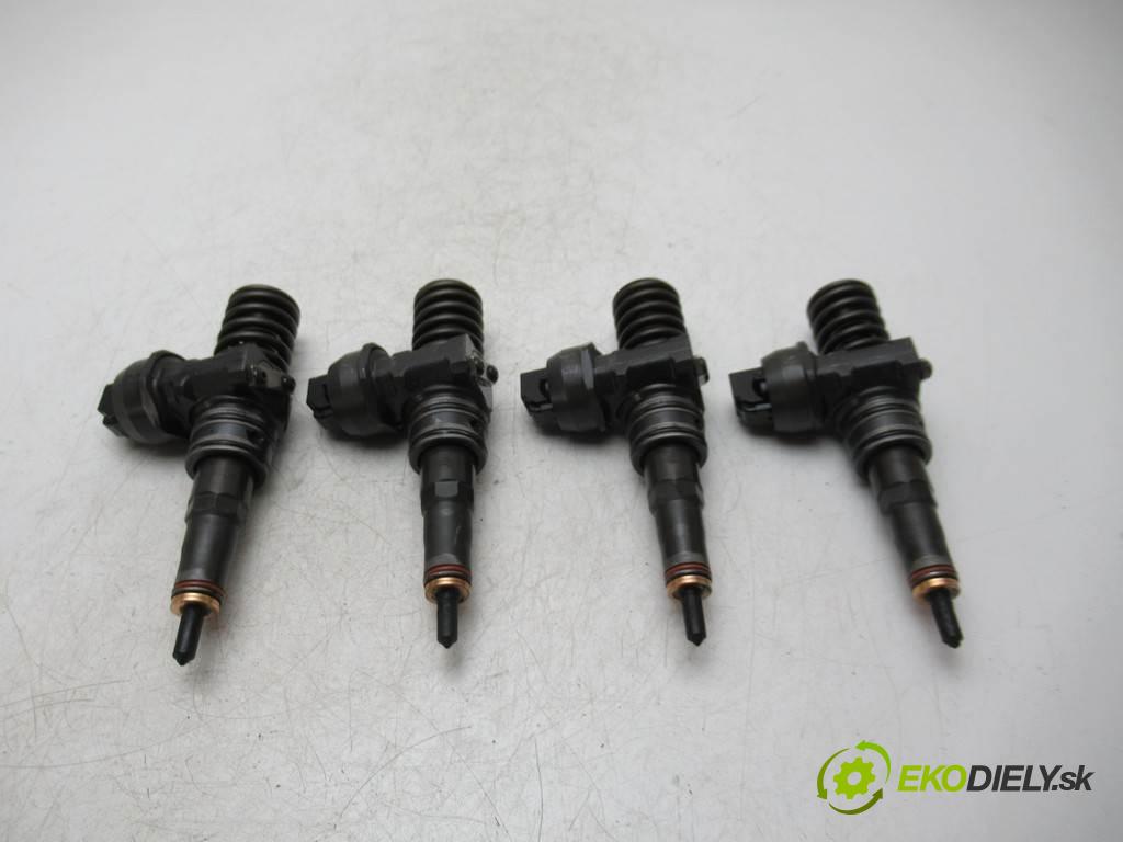 Volkswagen Passat B6  2005 103 kW KOMBI 5D 2.0TDI 140KM 05-10 2000 vstrekovače 038130073BQ (Vstrekovače)