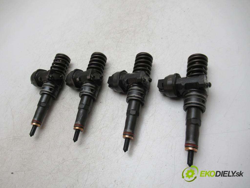 Volkswagen Passat B6  2005 103 kW KOMBI 5D 2.0TDI 140KM 05-10 2000 vstrekovače 038130073BQ (Vstrekovače)