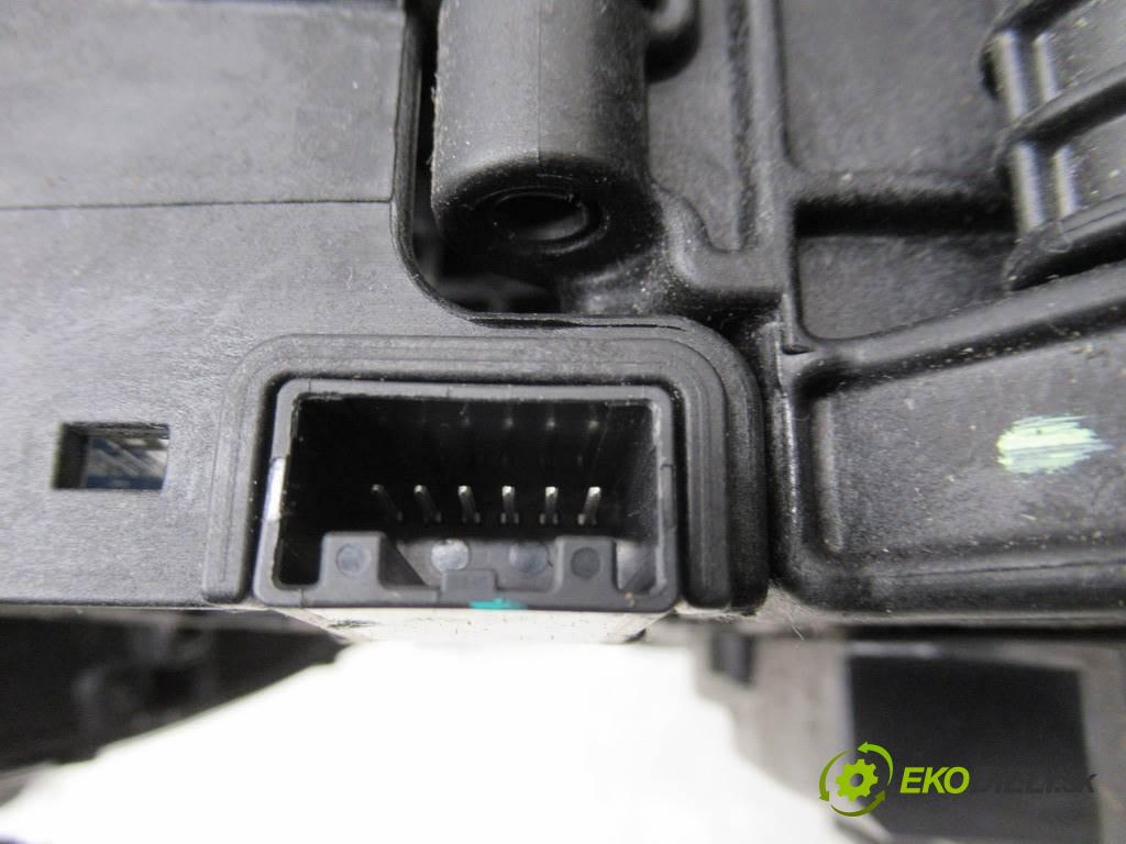 Opel Insignia  2012 143 kW HATCHBACK 5D 2.0CDTI 195KM 08-13 2000 Kulisa - - 20965276 (Rýchlostné páky / kulisy)