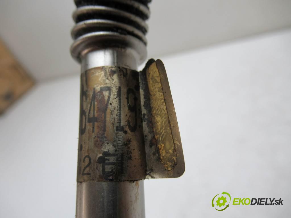 Opel Insignia  2012 143 kW HATCHBACK 5D 2.0CDTI 195KM 08-13 2000 rúrka turba 55564719    429147374 (Hadice intercoolera)