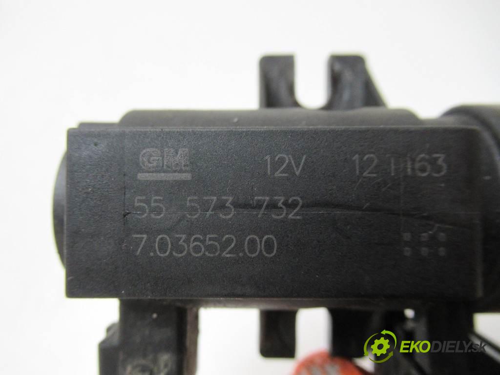 Opel Insignia    HATCHBACK 5D 2.0CDTI 195KM 08-13  ventil tlaku 55573732