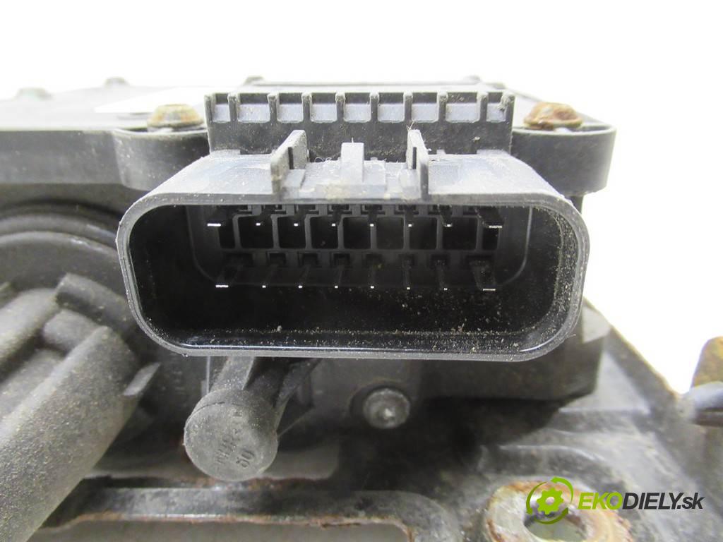 Opel Insignia    HATCHBACK 5D 2.0CDTI 195KM 08-13  mechanismus brzdy ruční brzdy 22792204 (Ruční brzdy)