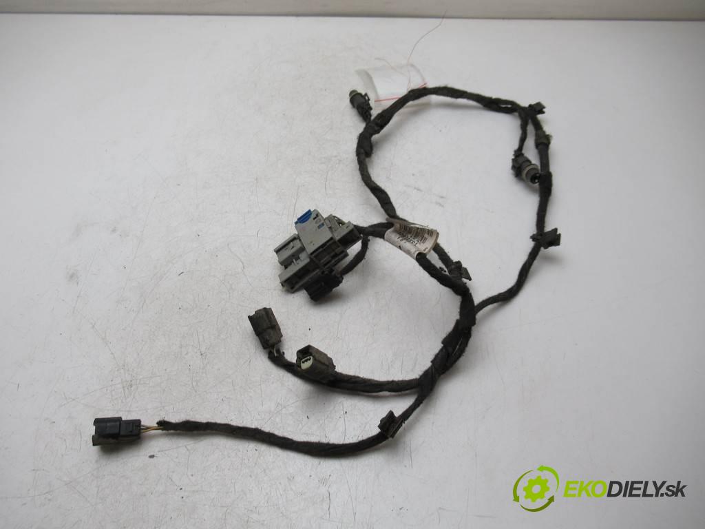 Opel Insignia    HATCHBACK 5D 2.0CDTI 195KM 08-13  káblovačka PDC přední část 13331821