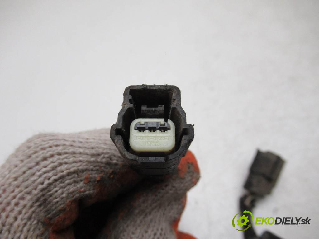 Opel Insignia    HATCHBACK 5D 2.0CDTI 195KM 08-13  káblovačka PDC přední část 13331821