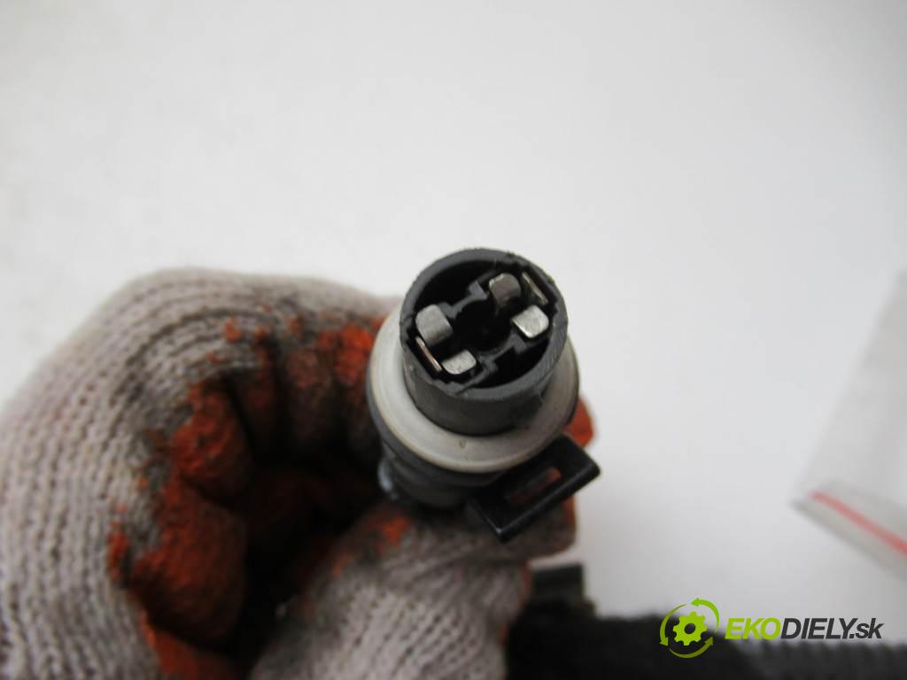 Opel Insignia    HATCHBACK 5D 2.0CDTI 195KM 08-13  káblovačka PDC přední část 13331821