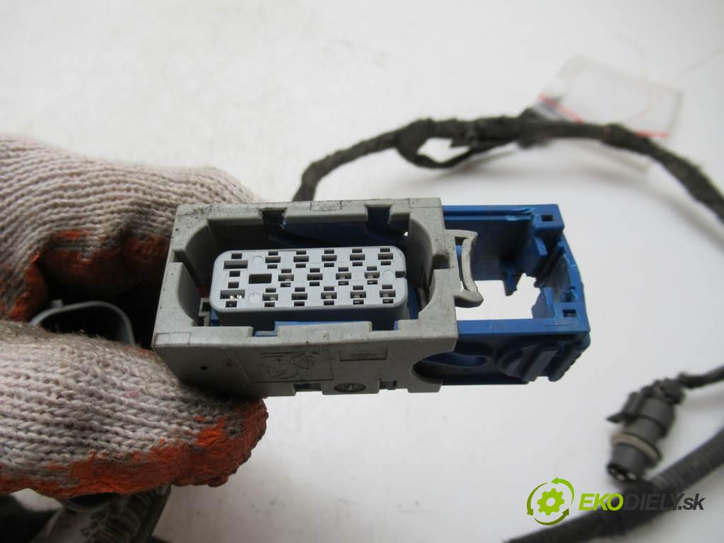 Opel Insignia    HATCHBACK 5D 2.0CDTI 195KM 08-13  káblovačka PDC přední část 13331821