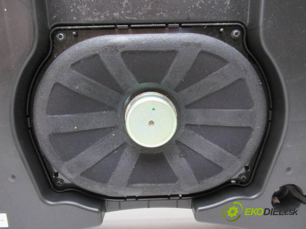 Opel Insignia    HATCHBACK 5D 2.0CDTI 195KM 08-13  subwoofer 13240963 (Audio zařízení)