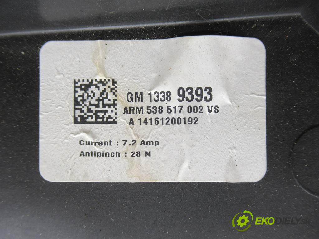 Opel Insignia    HATCHBACK 5D 2.0CDTI 195KM 08-13  strešné okno 13389393 (Sklá karosérie)