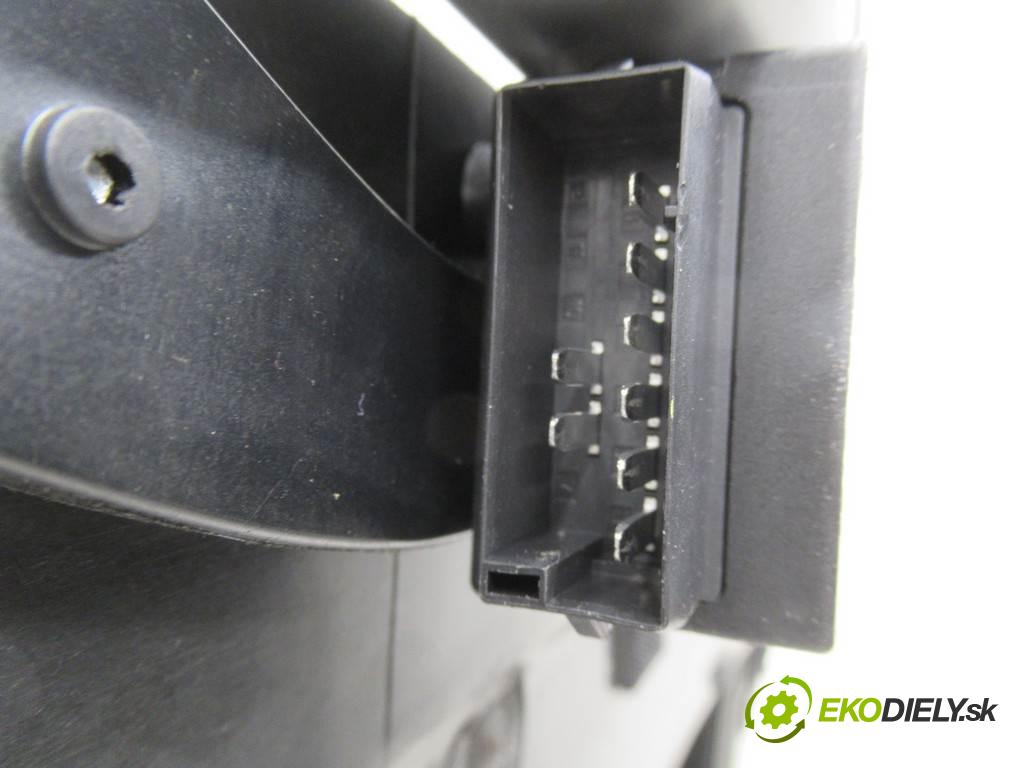 Opel Insignia    HATCHBACK 5D 2.0CDTI 195KM 08-13  strešné okno 13389393 (Sklá karosérie)