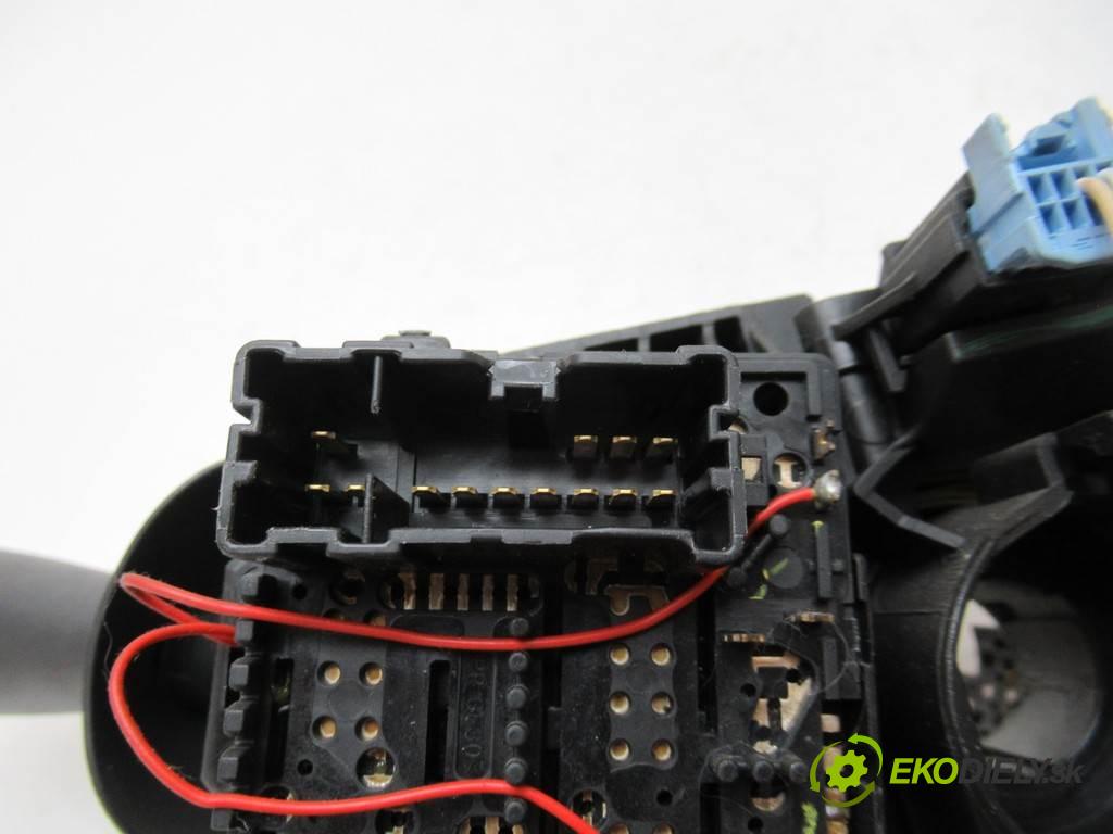 Dacia Logan II  2016 54 kW KOMBI 5D 1.2B 75KM 12- 1200 Prepínač kombinovaný 681722712R (Prepínače, spínače, tlačidlá a ovládače kúrenia)