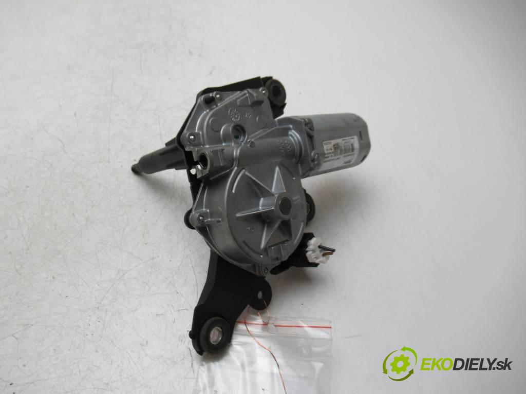 Dacia Logan II  2016 54 kW KOMBI 5D 1.2B 75KM 12- 1200 motorek stěračů zadní část 287104350R