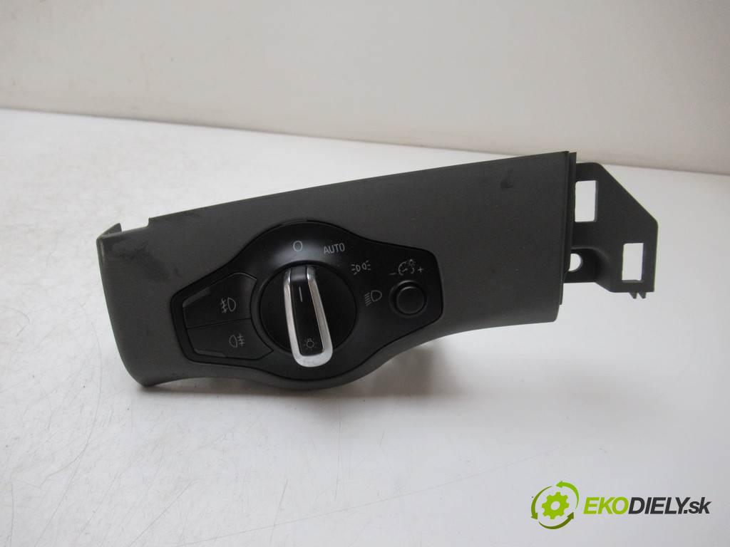 Audi A4 B8  2011 105 kW KOMBI 5D 2.0TDI 143KM 08-15 2000 Spínač svetiel na prístrojovej doske 8K0941531AS (Prepínače, spínače, tlačidlá a ovládače kúrenia)