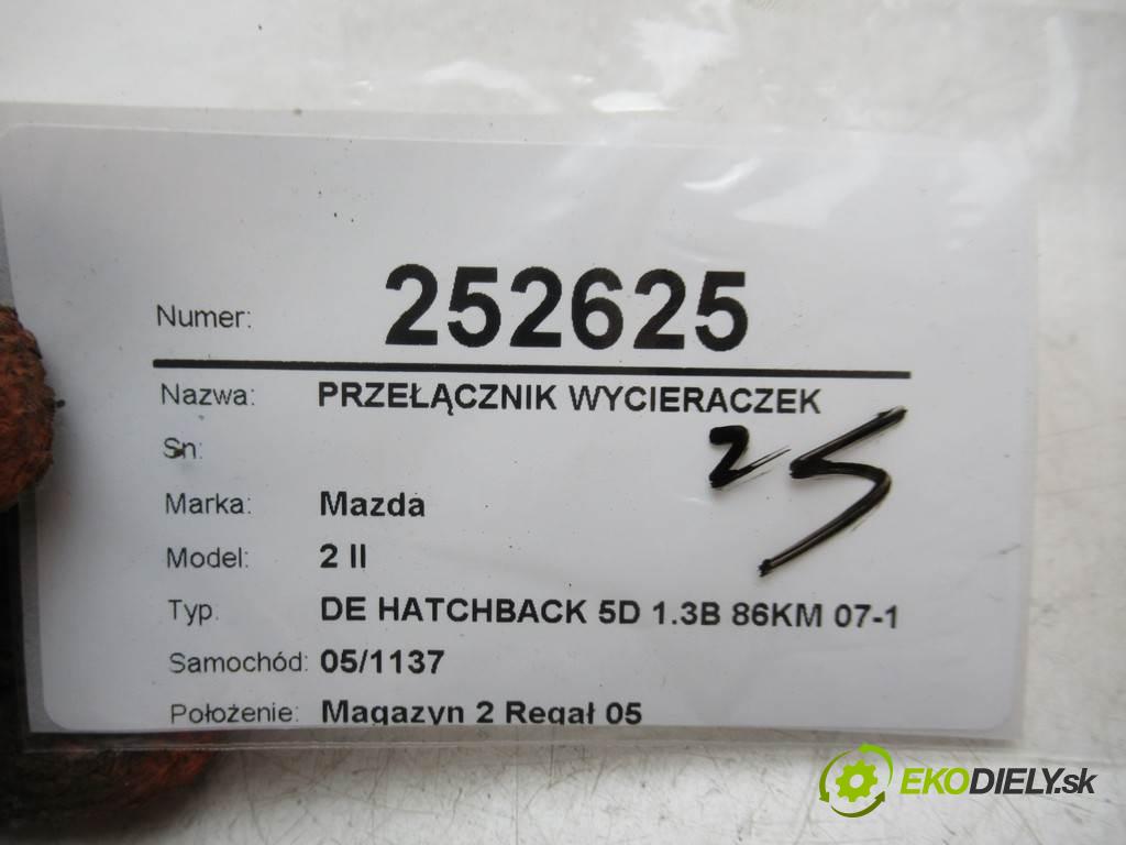 Mazda 2 II  2009 63kw DE HATCHBACK 5D 1.3B 86KM 07-10 1400 Prepínač stieračov DF7166128 (Prepínače, spínače, tlačidlá a ovládače kúrenia)