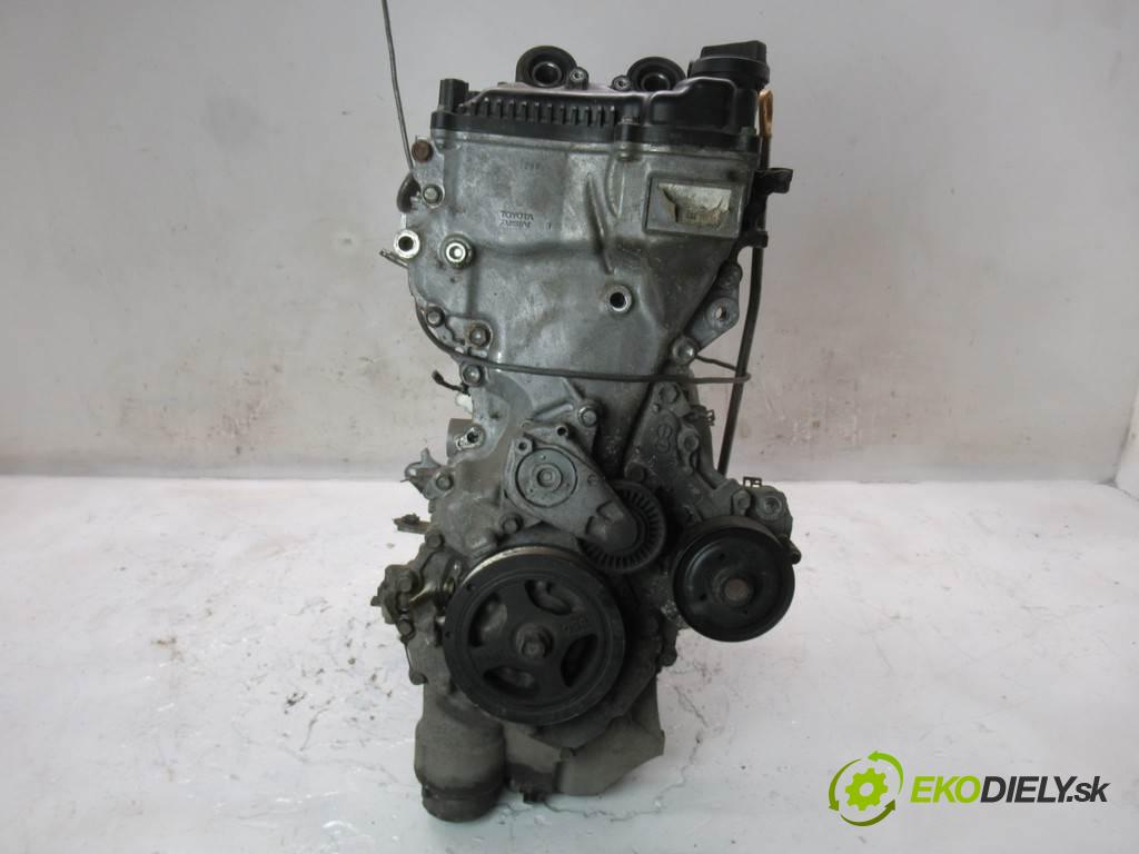 Toyota Yaris II FL  2010 73 kW HATCHBACK 5D 1.3VVTI 99KM 09-11 1300 motor 1NR (Motory (kompletní))