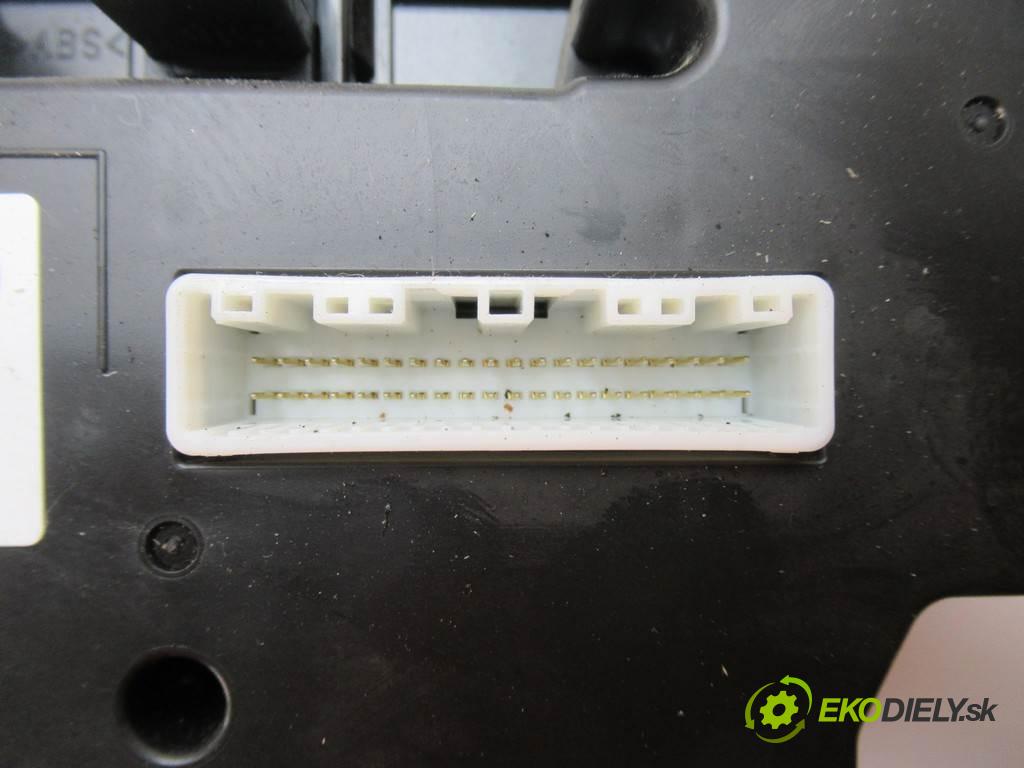Subaru Forester III  2012 110kw SH 2.0B 150KM 08-13 2000 Panel ovládania kúrenia 72311SC300 (Prepínače, spínače, tlačidlá a ovládače kúrenia)