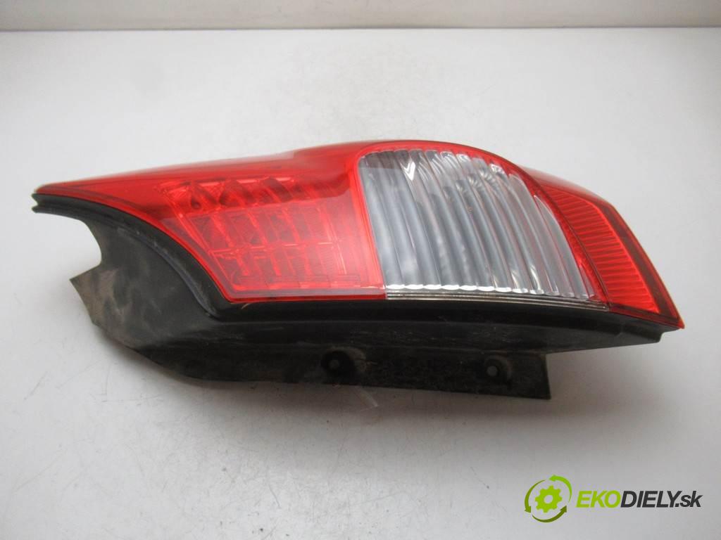 Renault Scenic II FL  2007 82 kW 1.6B 112KM 06-09 1600 světlo zadní část pravá