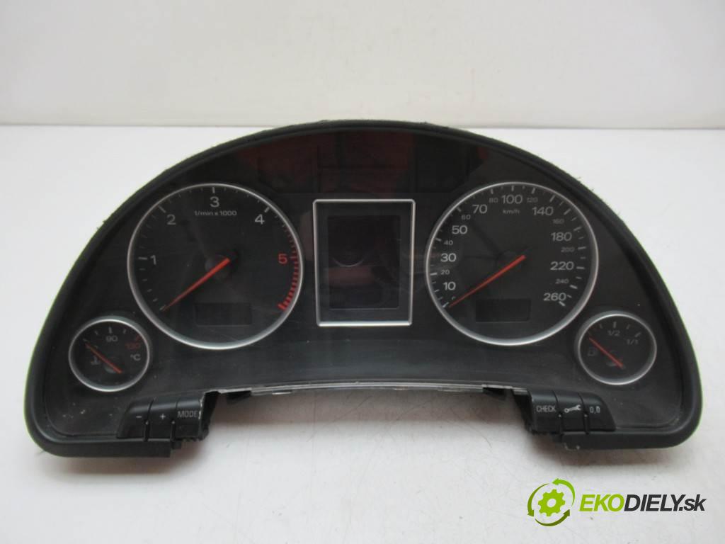 Audi A4 B6  2003 96 kW KOMBI 5D 1.9TDI 130KM 00-04 1900 Prístrojovka 8E0920900K (Prístrojové dosky, displeje)