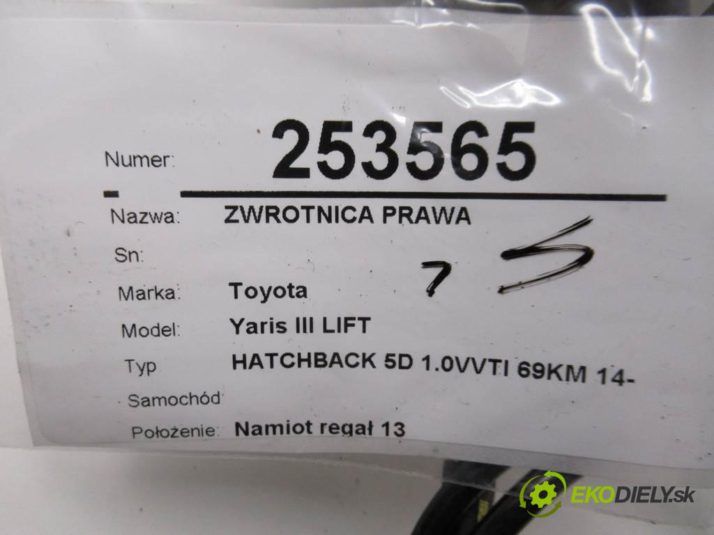 Toyota Yaris III LIFT    HATCHBACK 5D 1.0VVTI 69KM 14-  náboj pravá  (Náboje)
