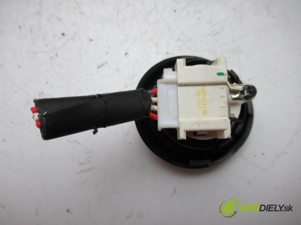 Toyota Prius II    LIFTBACK 5D 1.5 VVTI HYDRID 78KM 03-09  reproduktory JBL - 86160-0W880