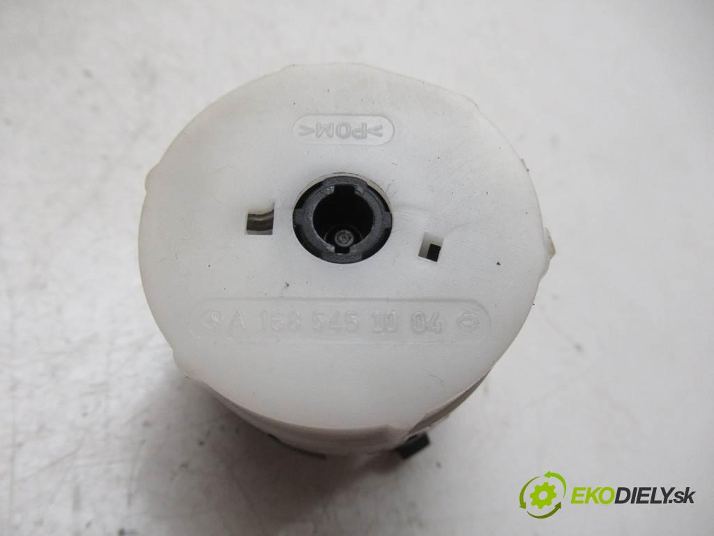 Mercedes-Benz W168  1999 66 kW 1.7CDI 90KM 97-04 1700 kostka vložka spínací skříňky A1685451004 (Spínací skříňky a klíče)