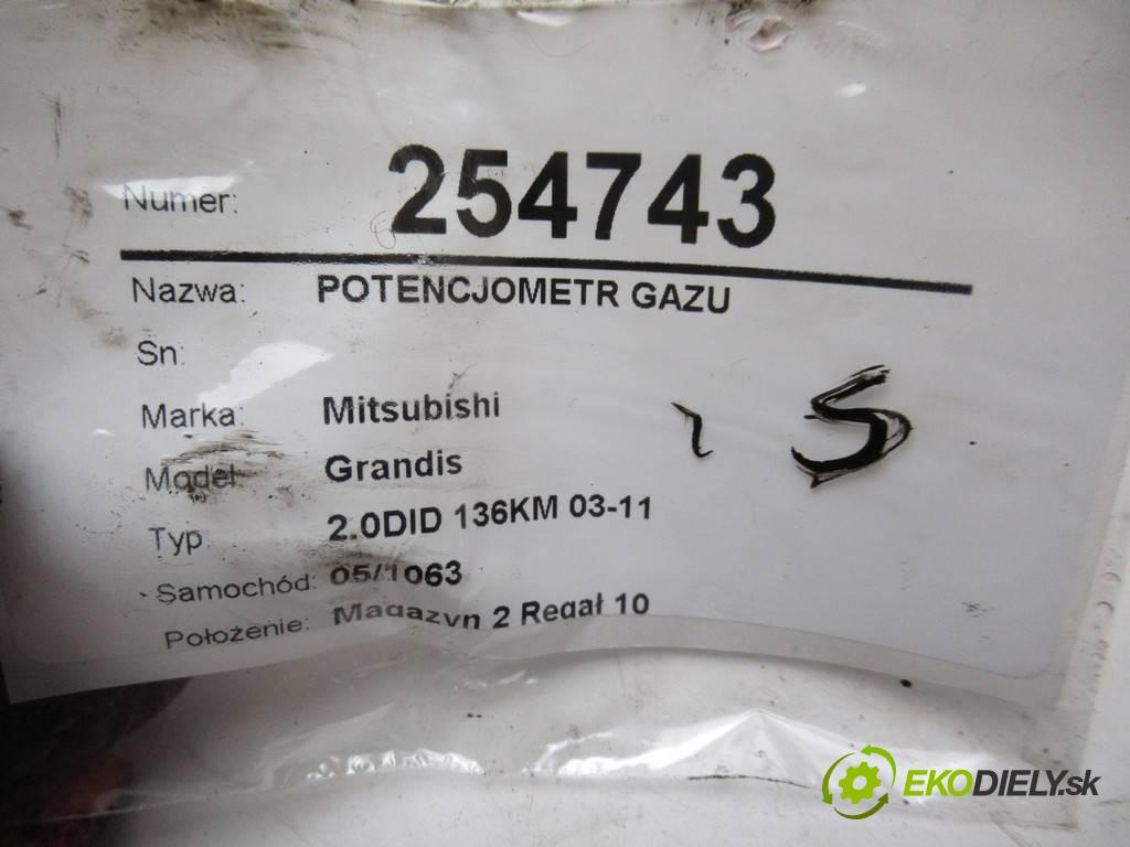 Mitsubishi Grandis  2006  2.0DID 136KM 03-11 1968 Potenciometer plynového pedálu APM30-005 (Pedále)