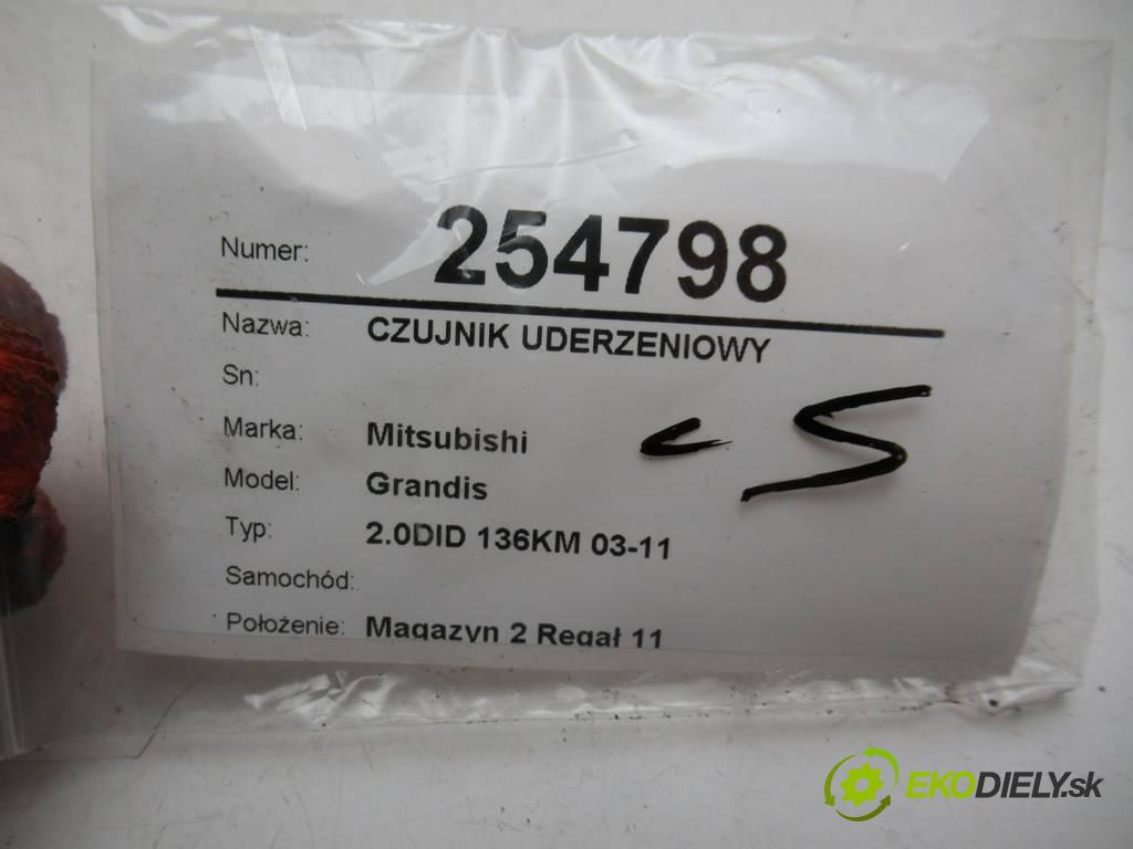 Mitsubishi Grandis    2.0DID 136KM 03-11  Snímač nárazu 8651A014 (Snímače nárazu)