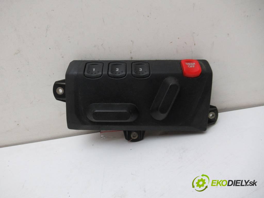 Seat Toledo II    2.3B 150KM 98-04  Prepínač nastavenia pamäte sedačky 3B0959765A