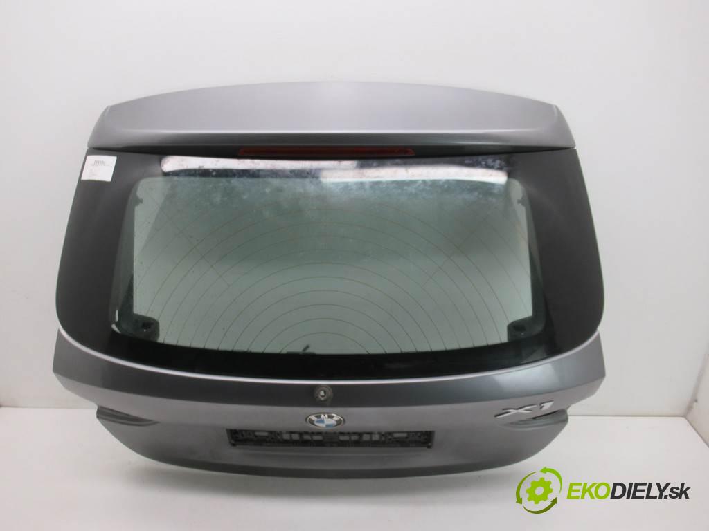 BMW X1 E84  2012 105KW 2.0D 143KM 09-15 2000 zadná kapota  (Zadné kapoty)