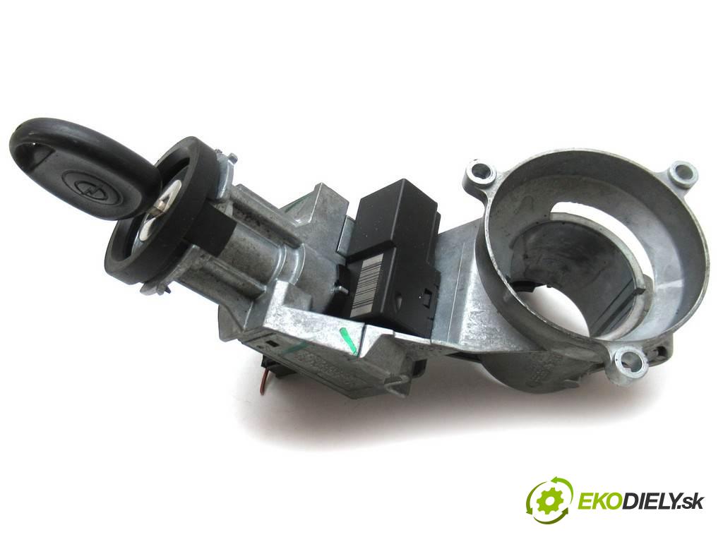 Opel Corsa D   2011  HATCHBACK 3D 1.2B 69KM 06-11 1229 spínačka  (Spínací skříňky a klíče)