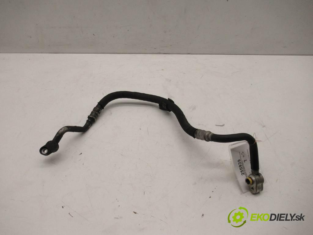 Audi A6 C6    QUATTRO KOMBI 5D 3.0TDI 233KM 04-08  rúrka klimatizácie 4F0260701M (Rúrky klimatizácie)