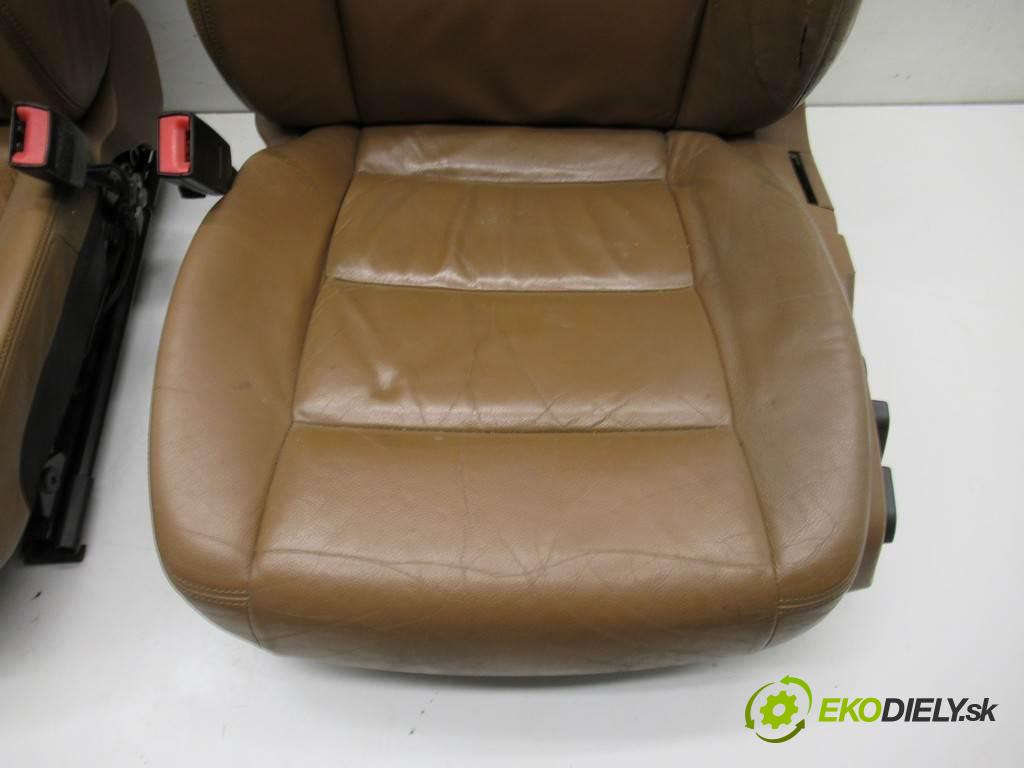 Audi A6 C6    QUATTRO KOMBI 5D 3.0TDI 233KM 04-08  Sedadlá, sedačky Sedadlo bočné interiér -