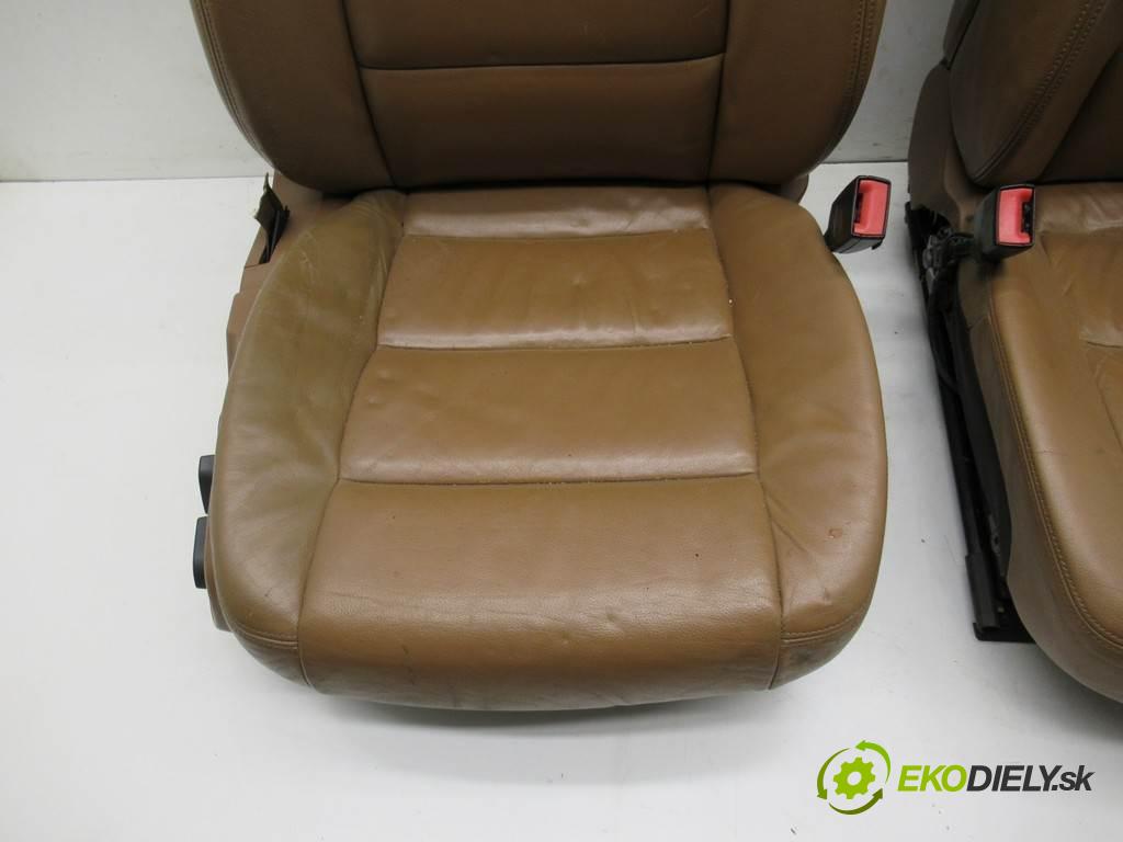 Audi A6 C6    QUATTRO KOMBI 5D 3.0TDI 233KM 04-08  Sedadlá, sedačky Sedadlo bočné interiér -