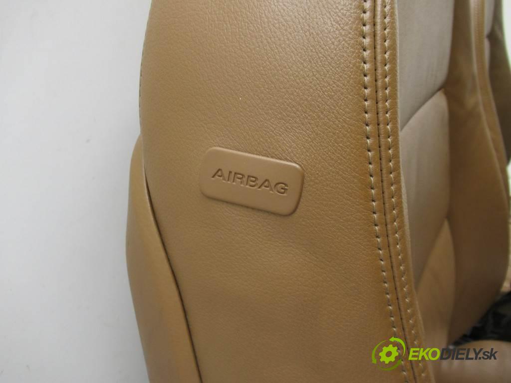 Audi A6 C6    QUATTRO KOMBI 5D 3.0TDI 233KM 04-08  Sedadlá, sedačky Sedadlo bočné interiér -